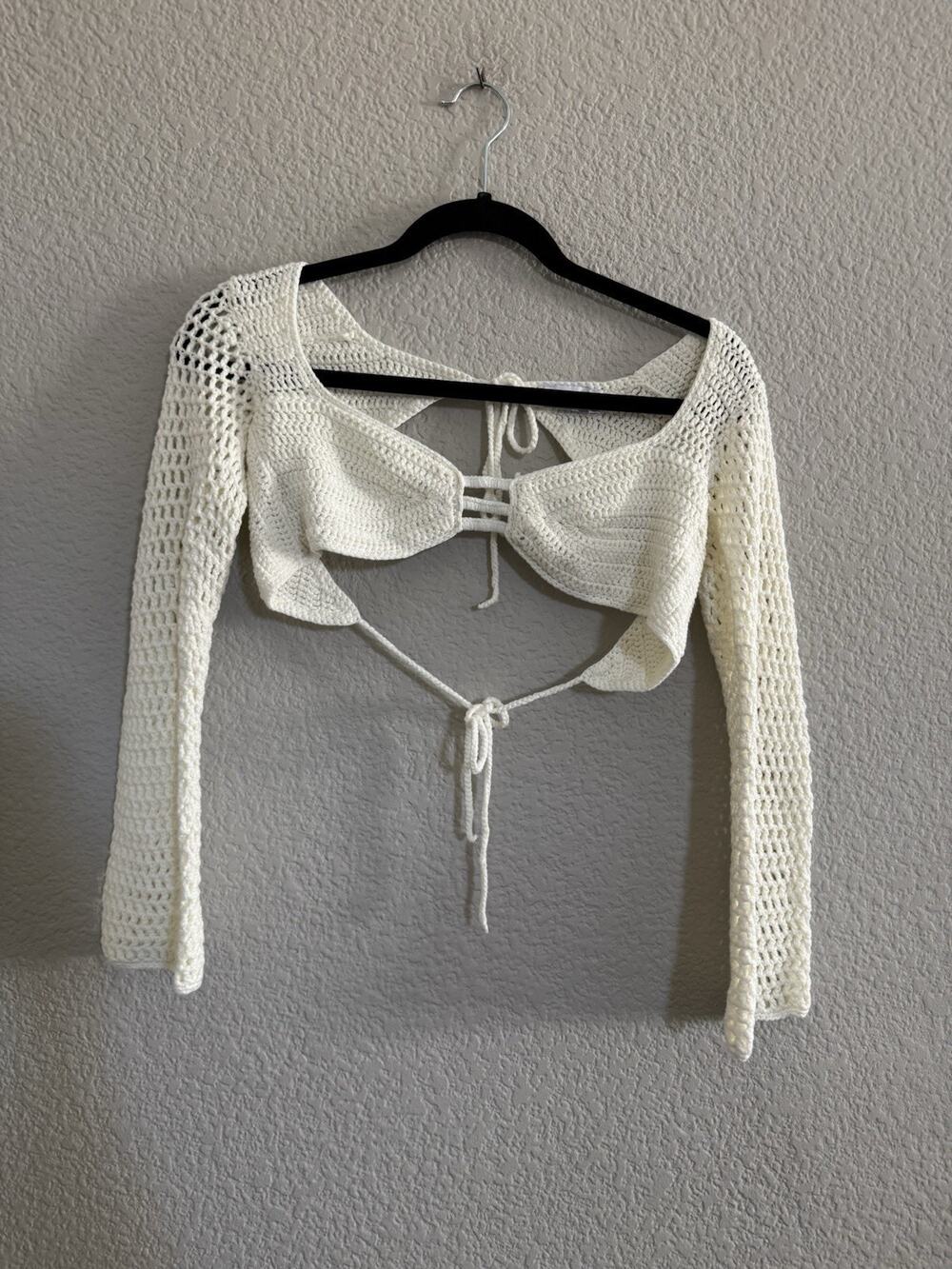 Tiger Mist XS Ivory Crochet Open Back Tie Long Sleeve Crop Top Festival #7407